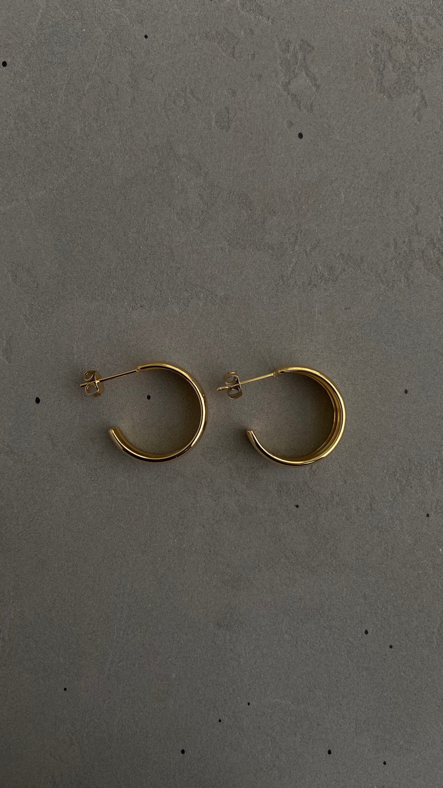 Tawi Earrings