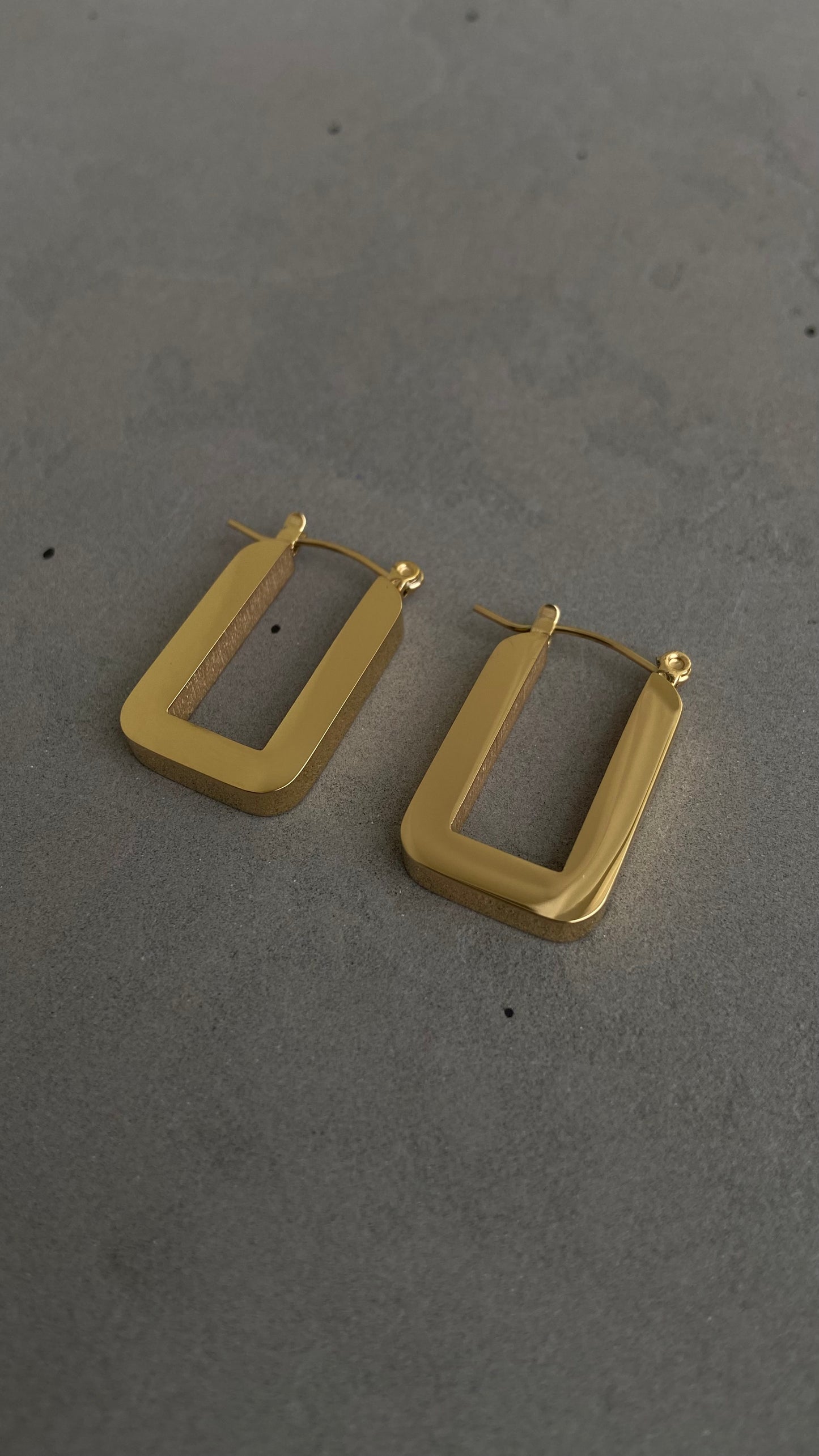 Cuai Earrings